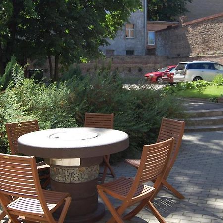Linovo With Free Parking Hotel Рига Екстериор снимка
